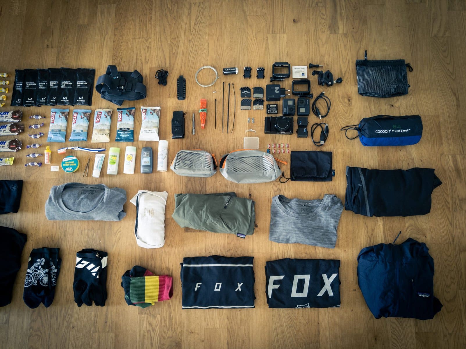 Die ultimative Packliste Alpenüberquerung für deinen Enduro-MTB Alpencross!
