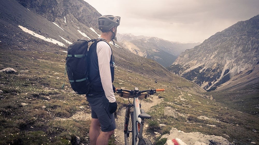 Munt Bescha: lohnenswerte Trail Alternative zum langweiligen Pass da Costainas?