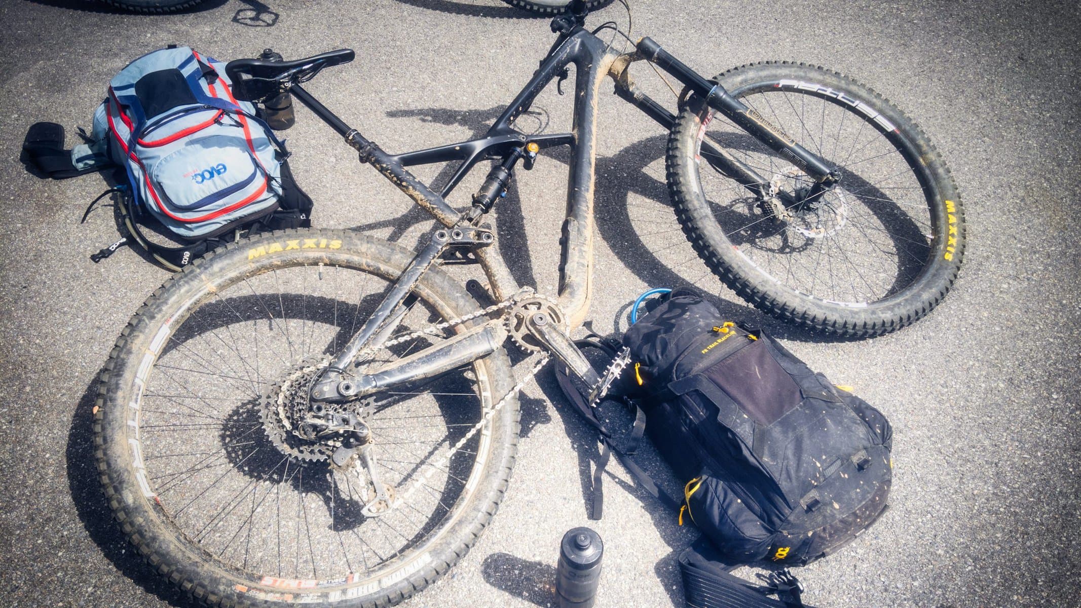 Packliste Alpencross für weniger Gewicht Enduro Packliste Alpenüberquerung = maximaler Trailspaß!
