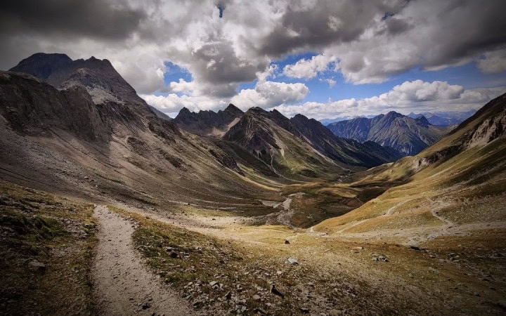 Das Pfunderer Joch (2.568 m) ist eines der schönsten MTB-Übergänge in den Südtiroler Alpen