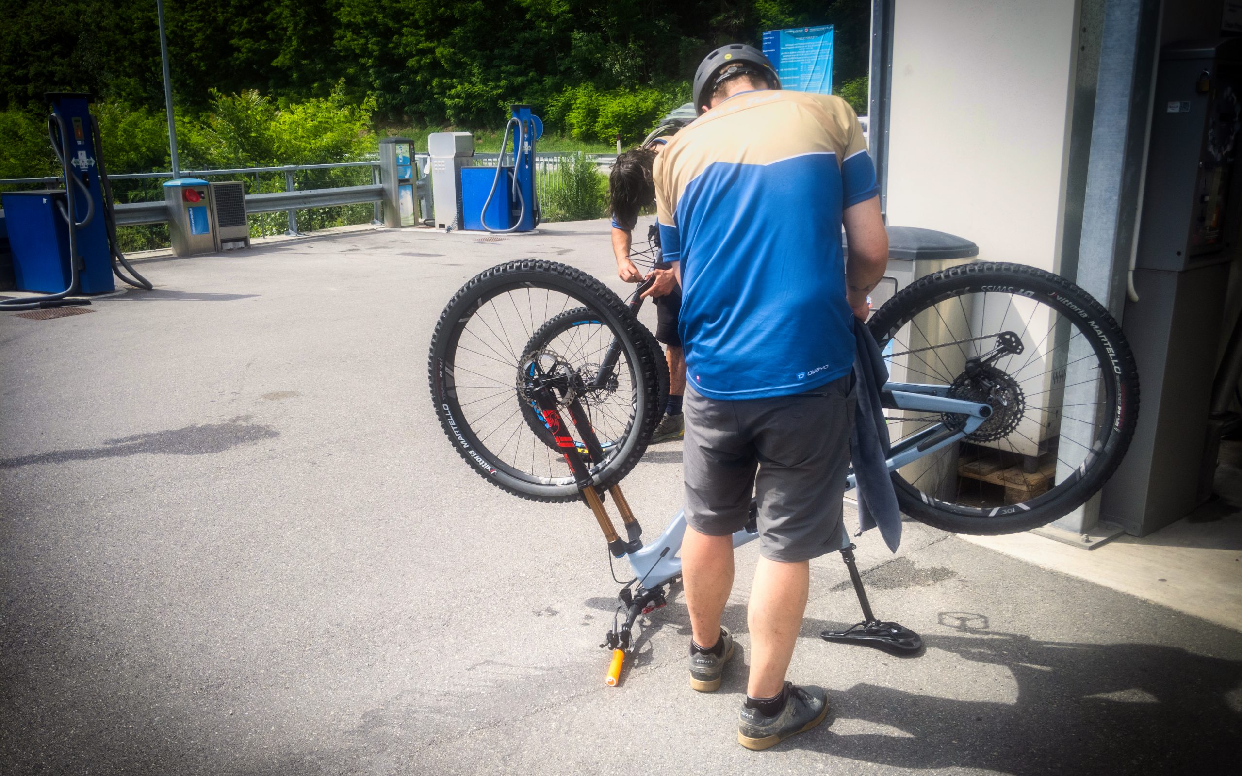 fahrrad-reinigen-mit-dem-hochdruckreiniger Fahrrad reinigen mit dem Hochdruckreiniger: Tipps für eine schonende Säuberung